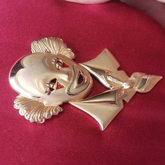 Antique Gold Metal Clown  Brooch. - Picture 3 of 7